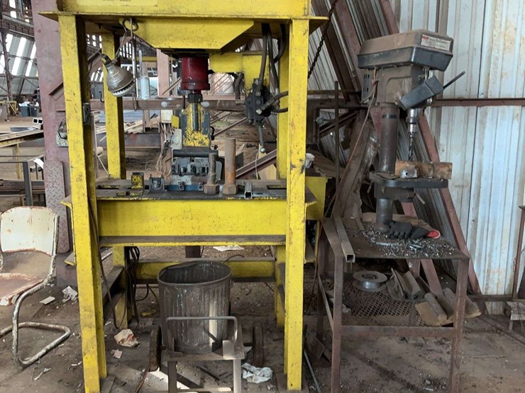 hydraulic-press-&-drill-press-on-stand-&-contents-image-3