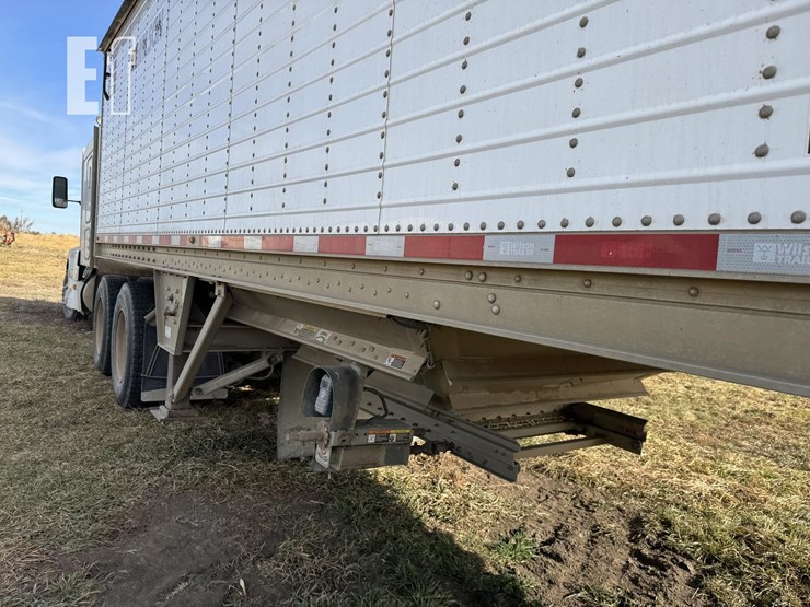 2014-wilson-grain-trailer-image-42