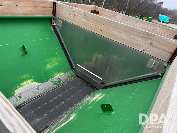 john-deere-r4038-image-22