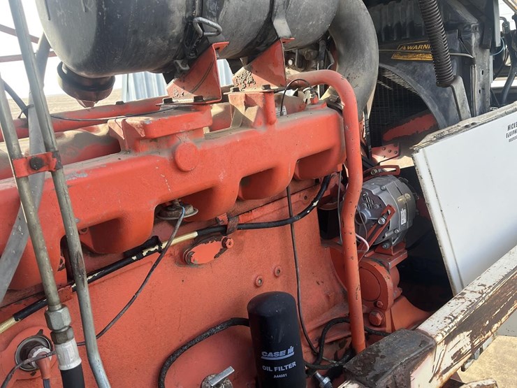 j-i-case-2090-image-15