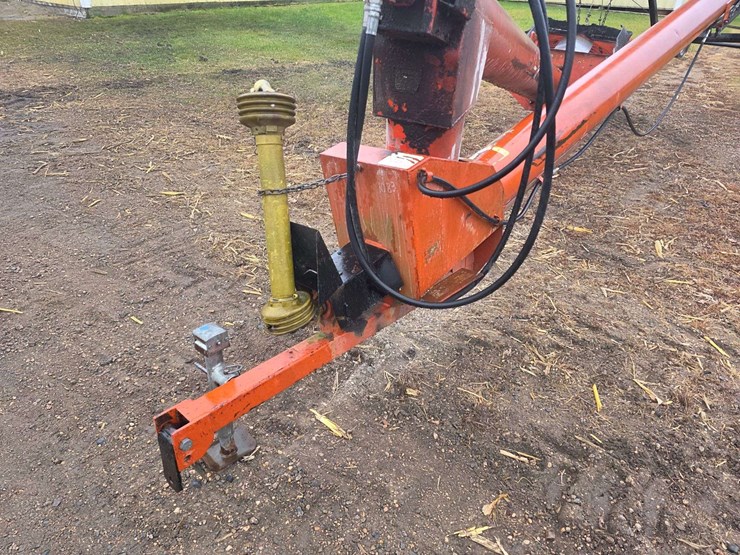 brandt-1070-auger,-10”-x-70’,-hydraulic-lift,-hydraulic-driven-single-auger-swing-hopper,-540-pto-image-3