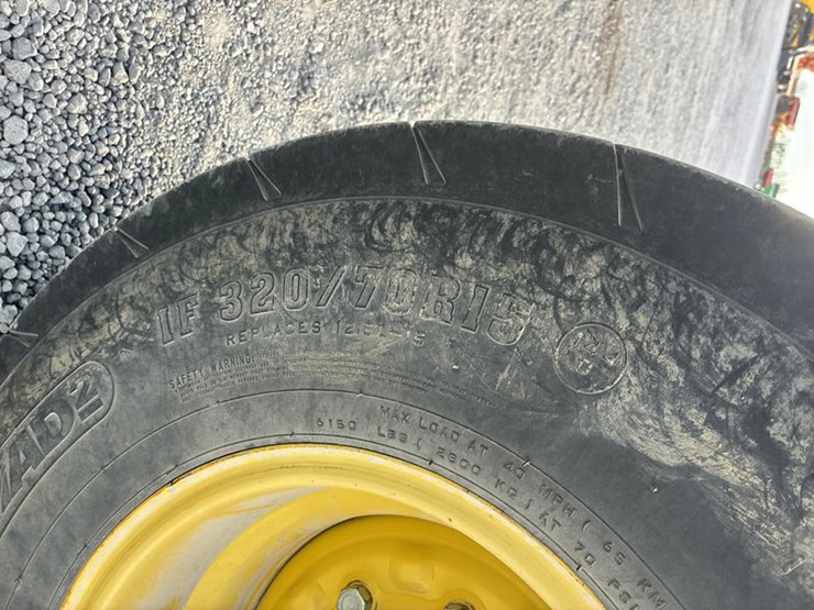 john-deere-2210-image-19