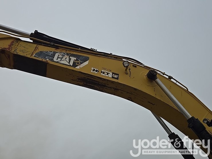 2012-caterpillar-349el-image-40