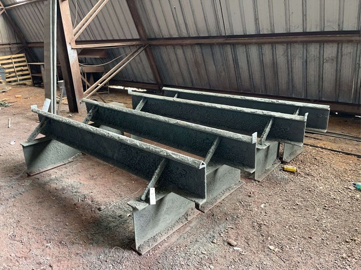 (4)-steel-saw-horses-image-2