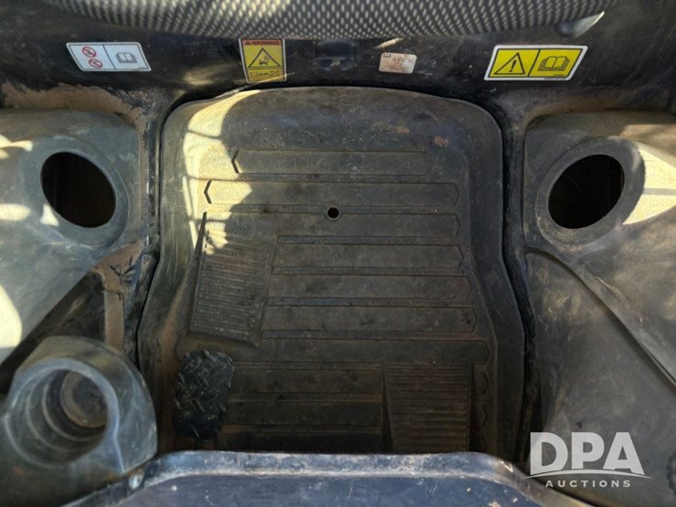 2024-caterpillar-289d3-image-47