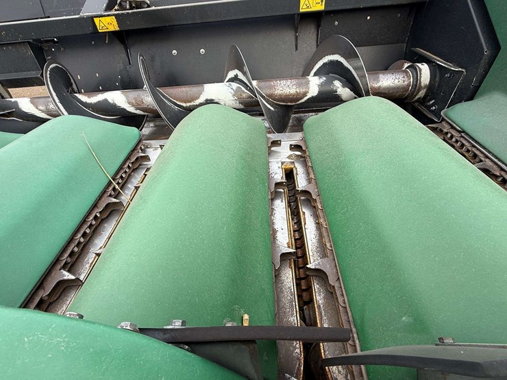 2004-geringhoff-12-row-20”-roto-disc-chopping-head,-comes-with-a-mauer-header-trailer,-stationary,-r-image-13