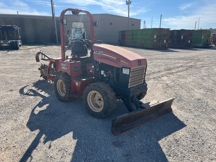 ditch-witch-rt45-image-3