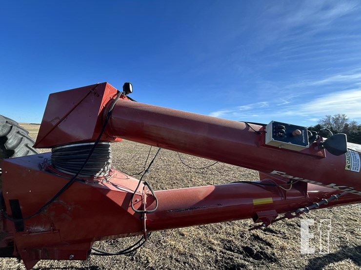 buhler-farm-king-16104-image-14