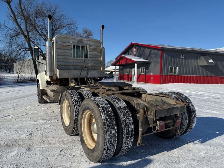 2006-mack-chn613-image-4