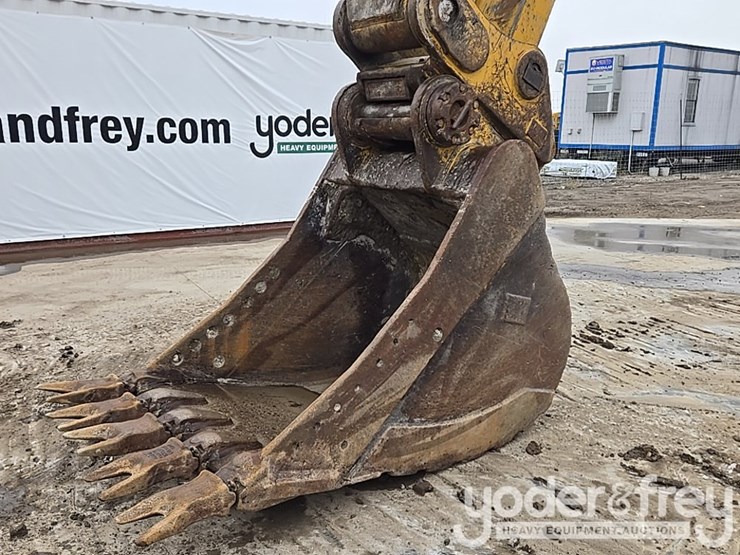 2012-caterpillar-349el-image-10