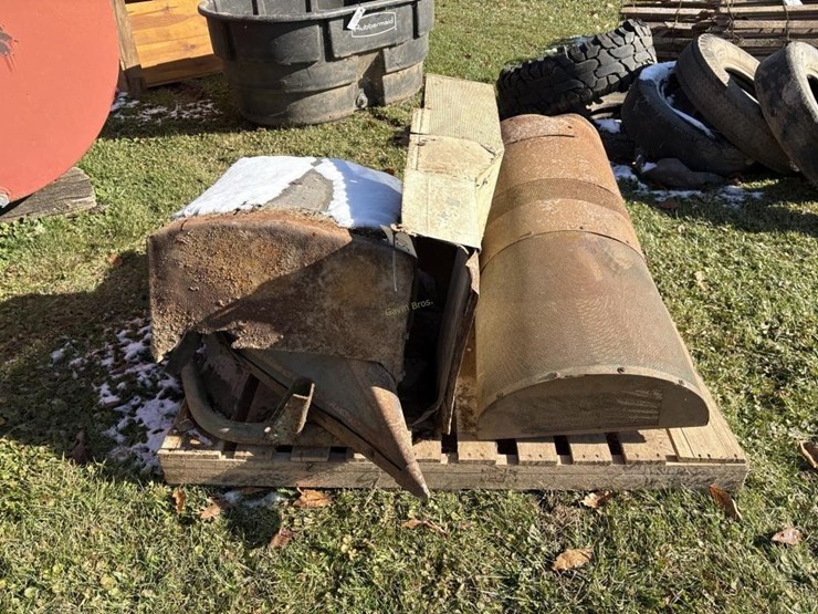 oliver-tractor-screens-image-1