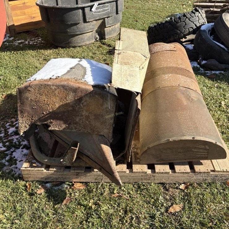 Oliver Tractor Screens