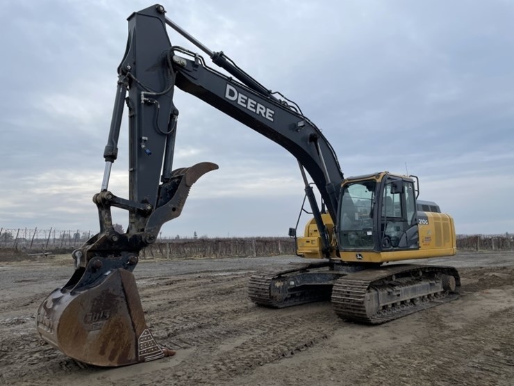 deere-210g-lc-image-1