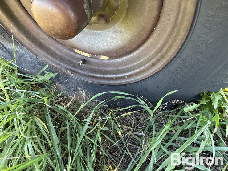 graham-hoeme-plow-k-12'-pull-type-chisel-image-13