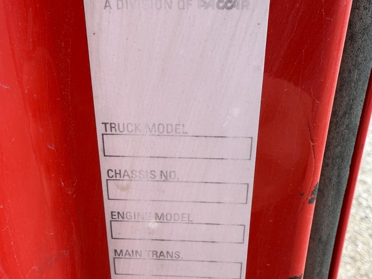 2003-kenworth-t2000-image-33