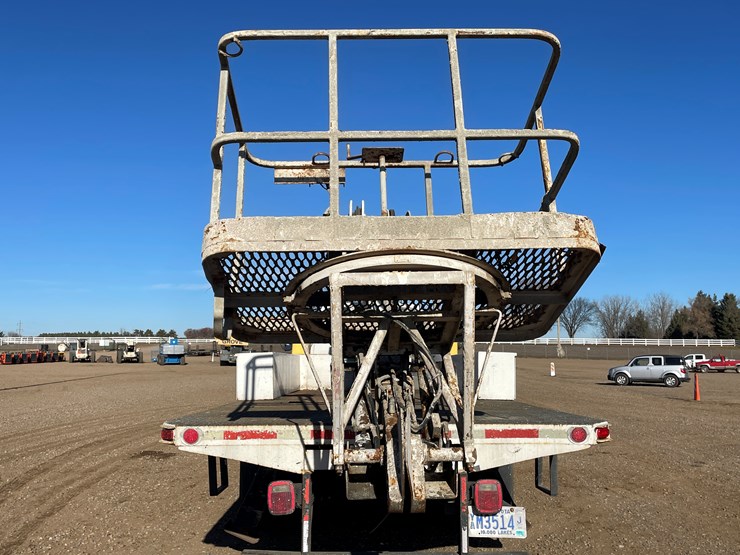 #1141-•-1995-gmc-topkick-bucket-truck-(has-mn-title)-image-19