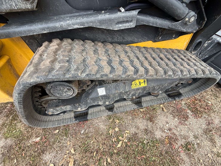 new-holland-c245-image-15