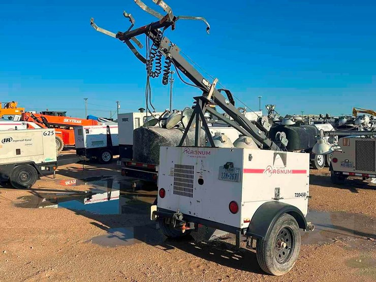 magnum-unknown-image-2