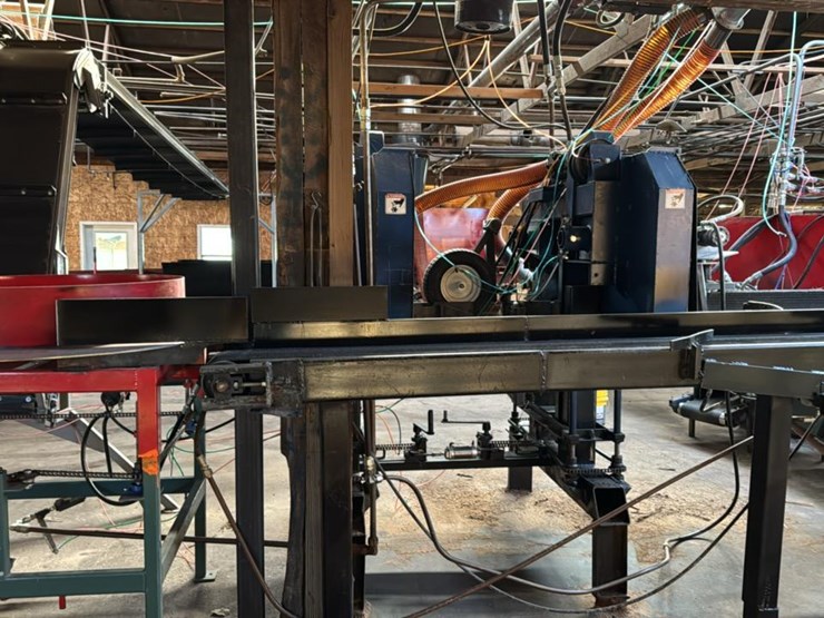 #109-•-coblentz-fabrication-double-head-resaw-image-3