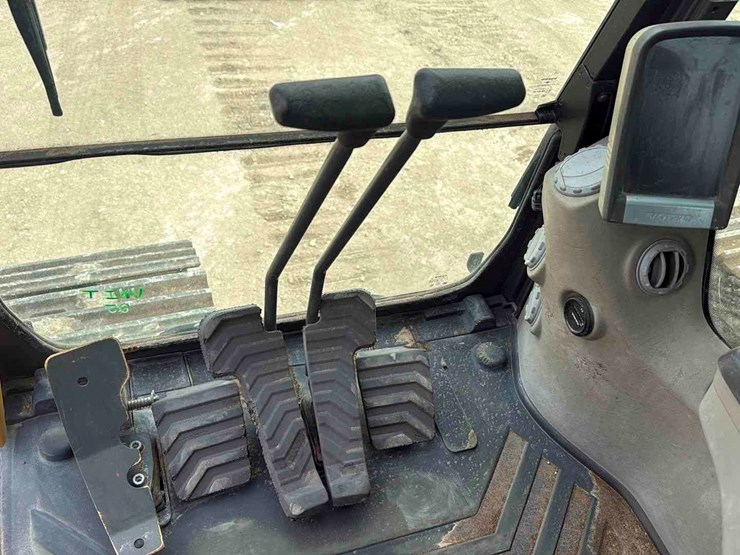 volvo-ec460cl-image-21