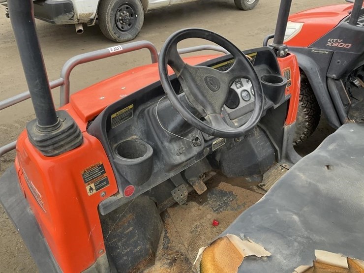 kubota-rtv900xt-image-16
