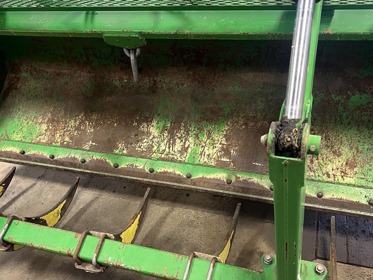 john-deere-7200-image-26