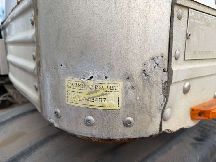 2006-utility-4000d-x-image-8