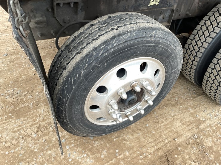 #1130-•-2005-international-5500i-6x4-dump-truck-(has-mn-title)-image-34