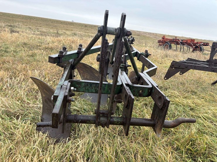 john-deere-310-image-2