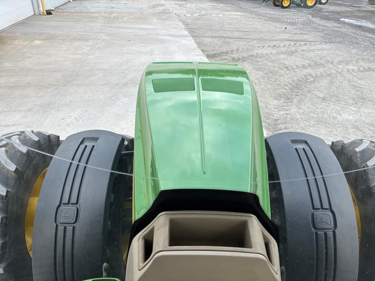 john-deere-8335r-image-87