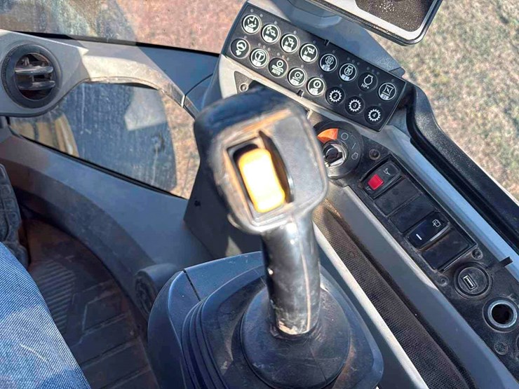 caterpillar-930m-image-21