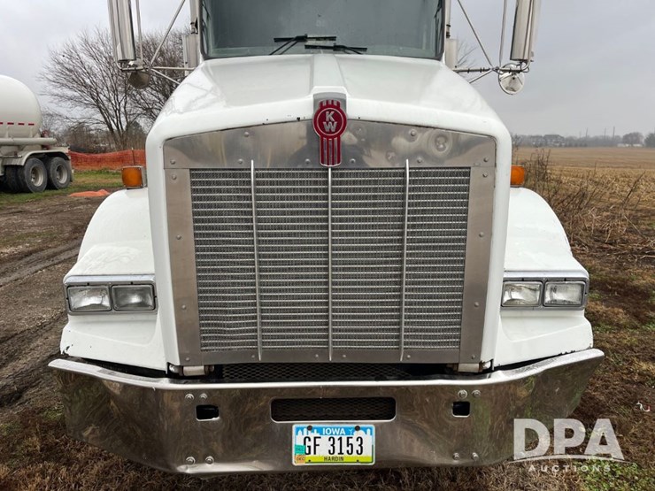 2005-kenworth-t800-image-29