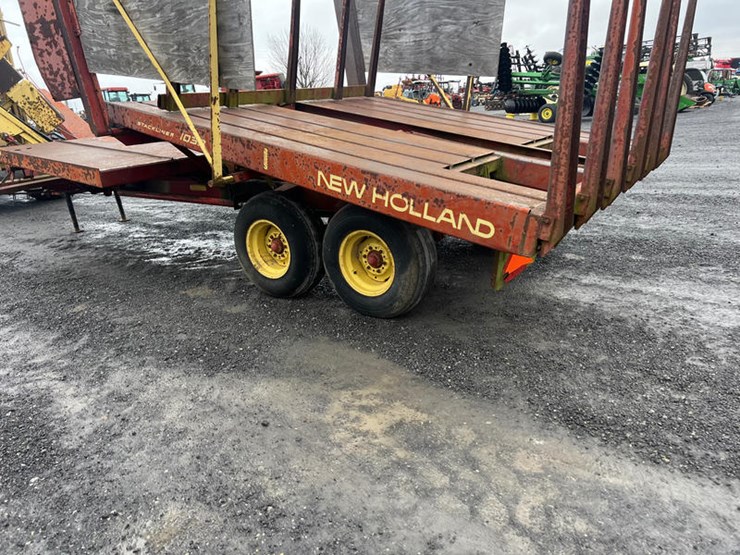 new-holland-1033-image-8