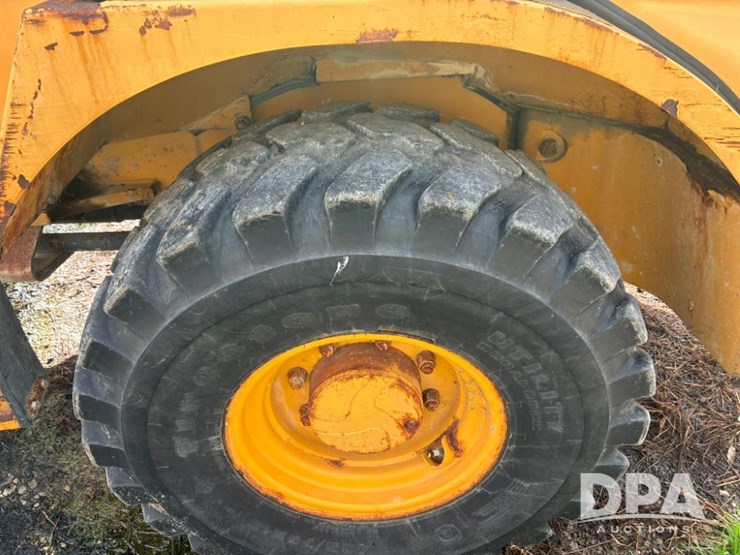 deere-244j-image-7