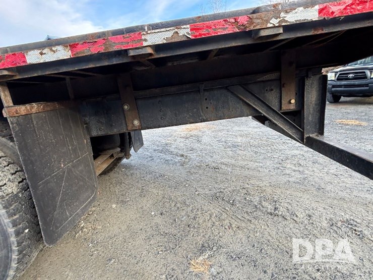 international-4700-image-37