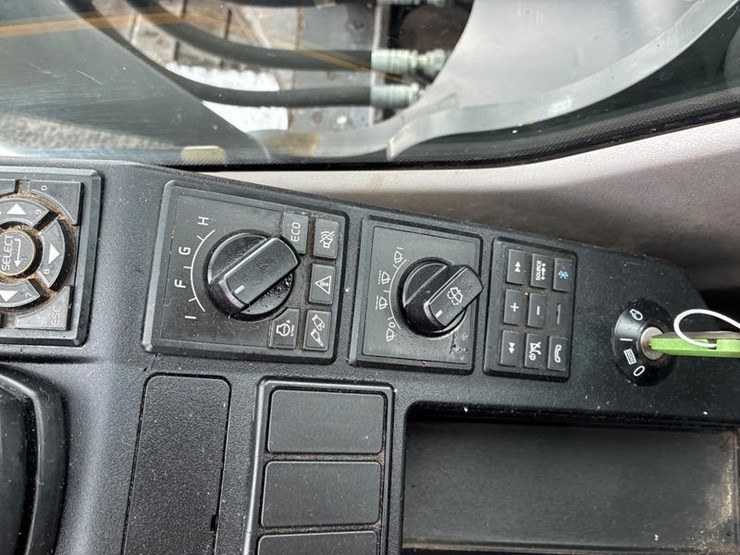 #122465-•-2019-volvo-ec220el-#vcec220el00314058-image-23