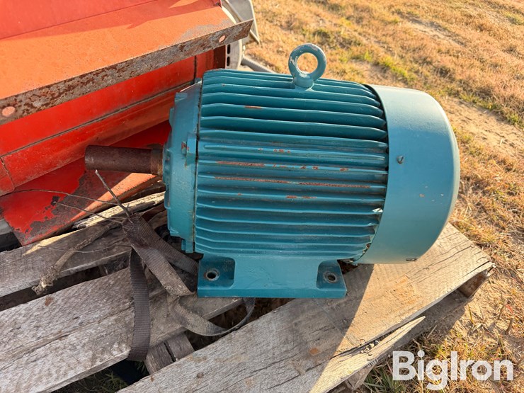 caldwell-f18-33-grain-bin-fan-w/-motors-image-6