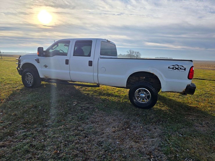 2008-ford-f350-image-16