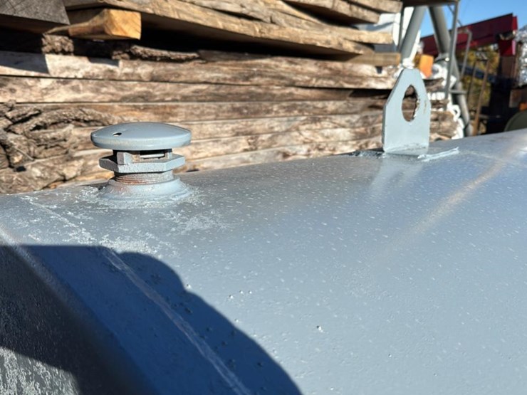 #146-•-fuel-tank-image-4