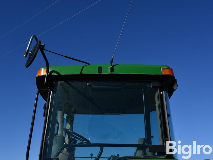 john-deere-8410t-image-19