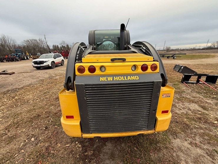 new-holland-c245-image-9