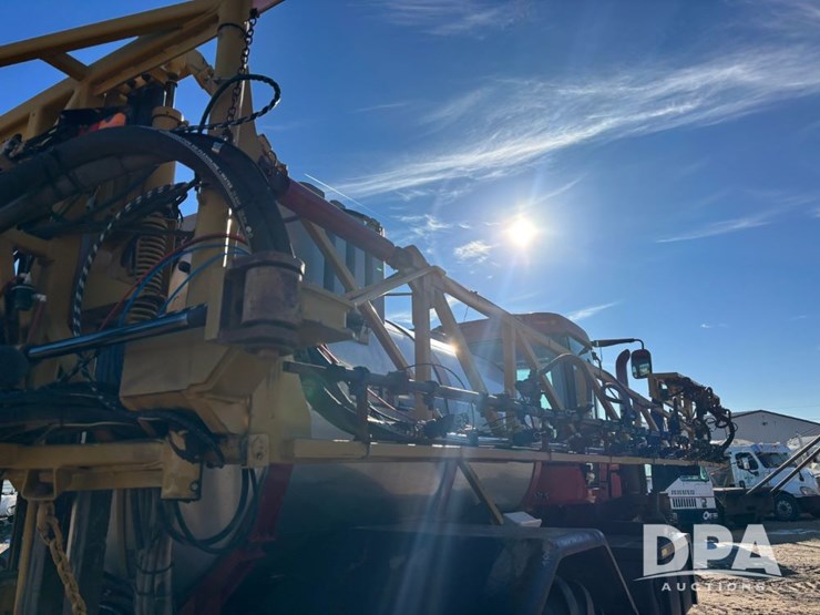 case-ih-titan-3020-image-87