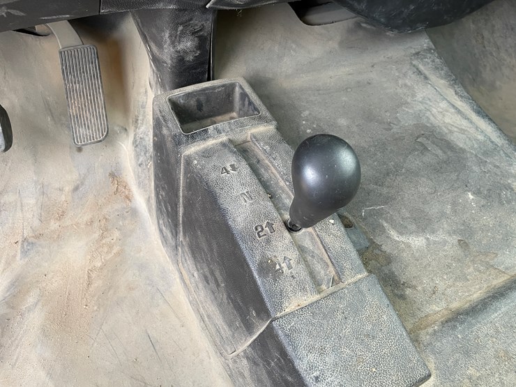 #1123-•-2019-chevrolet-silverado-pickup-truck(has-mn-title)-image-42