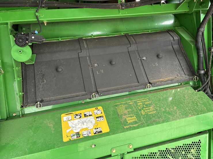 john-deere-9560-image-48