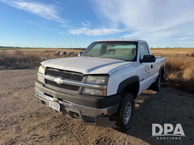 2003-chevrolet-silverado-2500hd-image-1