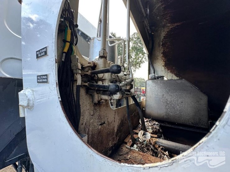 kenworth-k370-image-7