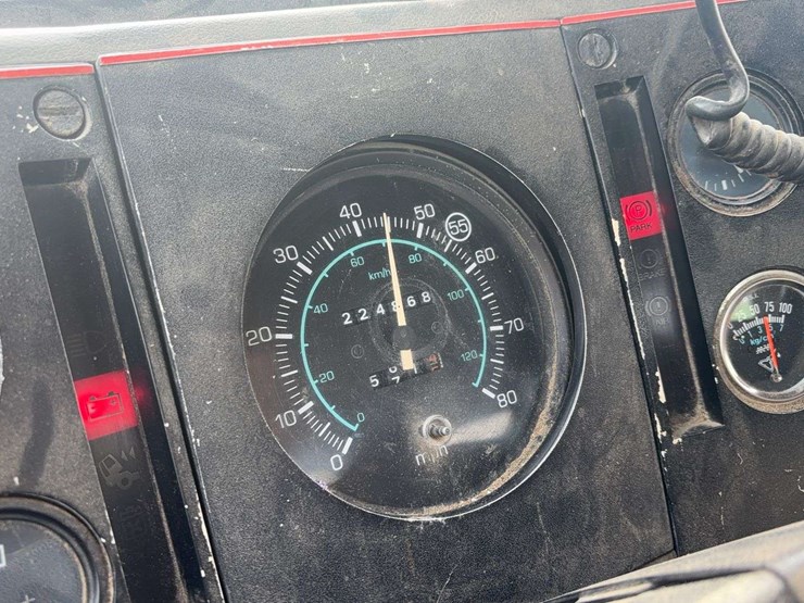 1989-ford-cf8000-image-39