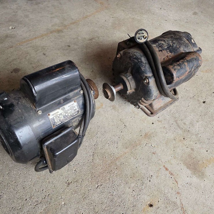 (2) 110V Electric Motors, 1 – 3/4hp and 1 Unknown, All in Working Order Per Seller, Buying All for O