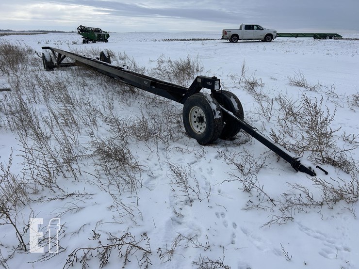 30ft-header-trailer-image-3