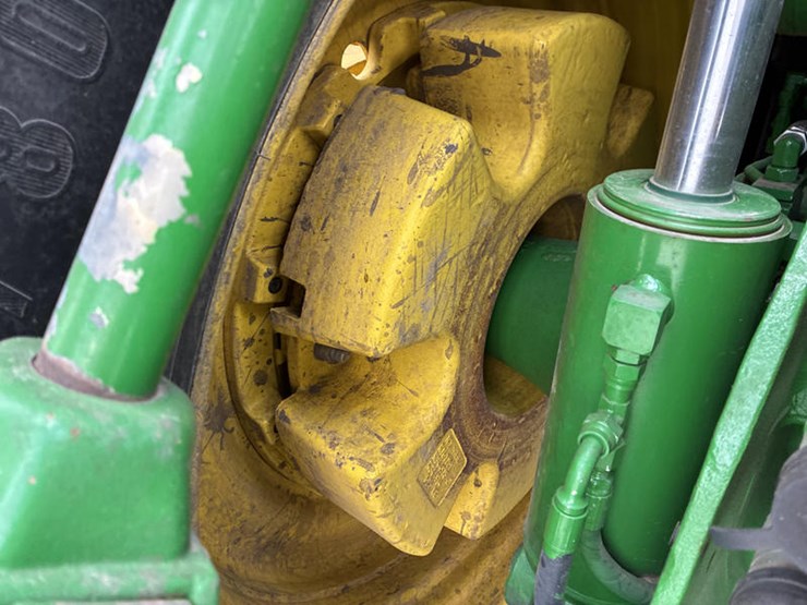 john-deere-8335r-image-63